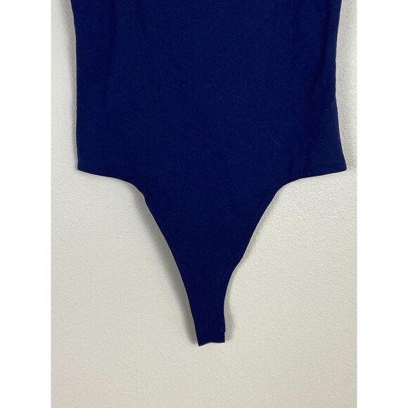 ✨2/$20✨ PINK Collegiate Collection V-Neck Red Game on Bodysuit Size L - Picture 13 of 14